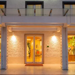 Hotel La Pergola, Rzym